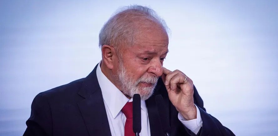 asdf Em meio a taxação: Lula chora ao saber q… Ver mais